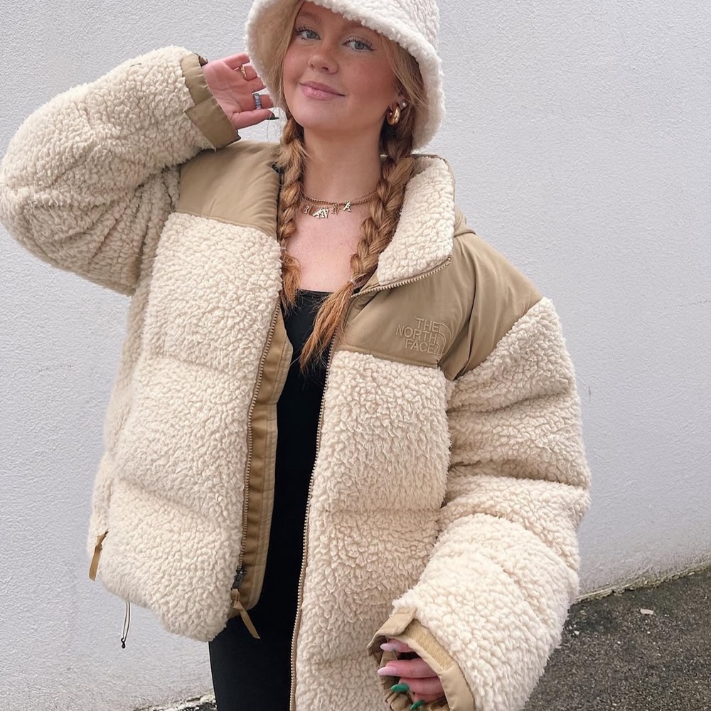 The North Face Women's Beige and Tan Teddy Jacket